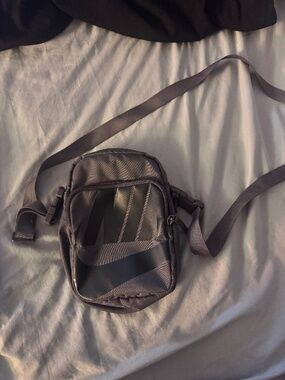 Nike purse